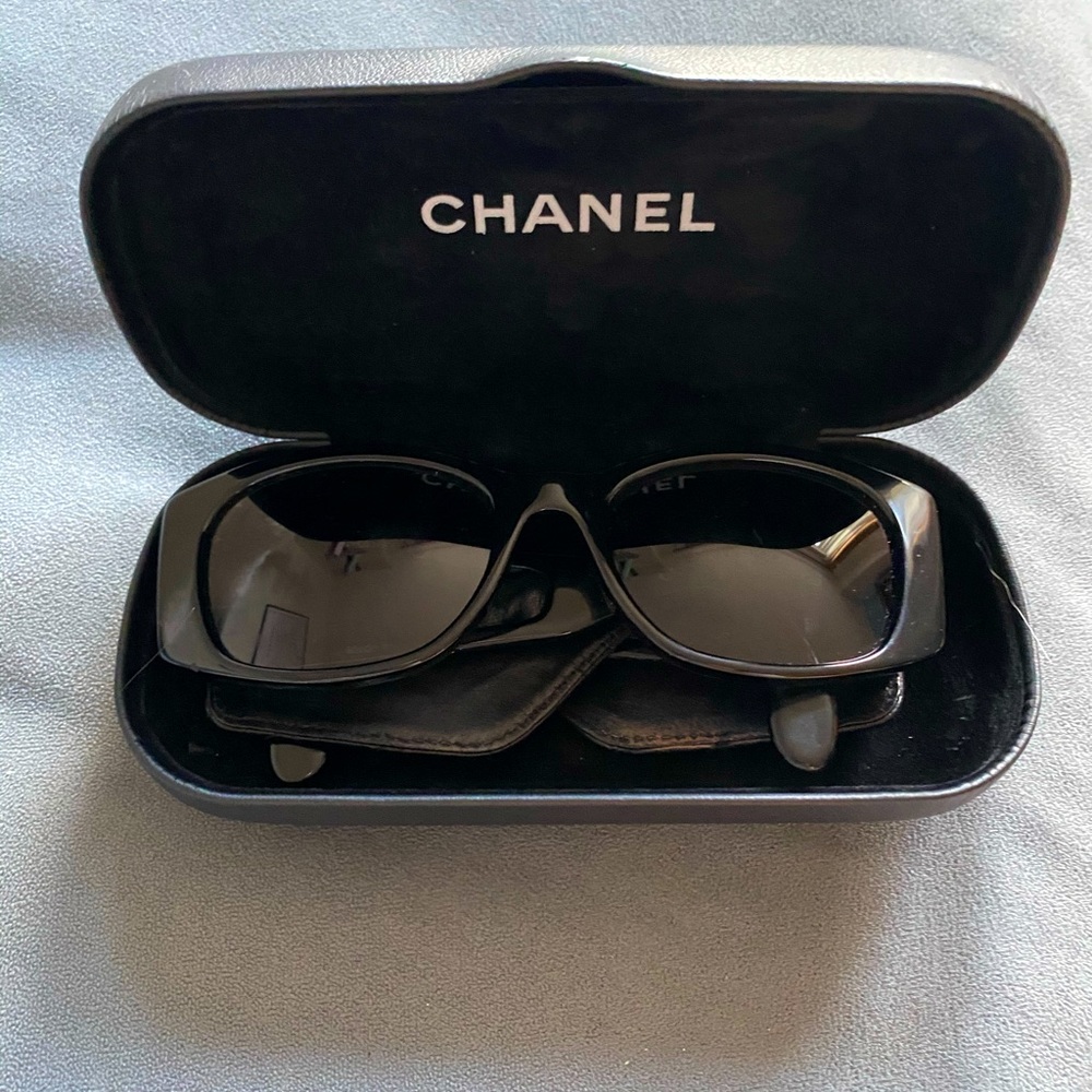 Chanel Rare 1987 Vintage Pilot Quilted Sunglasses